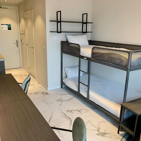Student Experience Madrid Pozuelo - Luxury Hostel Pozuelo de Alarcón Екстериор снимка